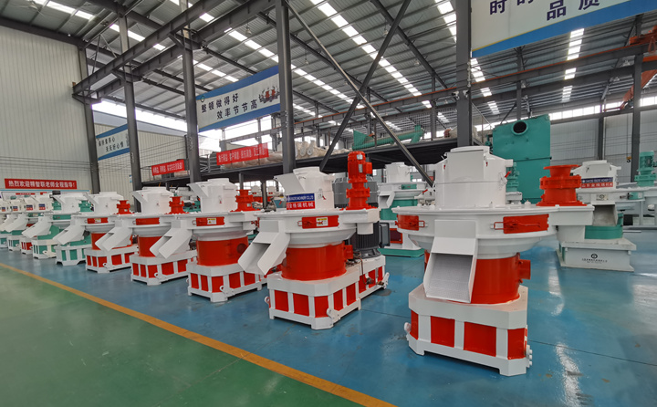 木屑顆粒機(jī)守護(hù)我們的一片天 木屑顆粒機(jī)守護(hù)我們的一片天