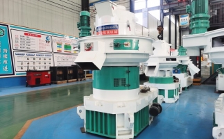 看這里！鋸末顆粒機粉料多的原因及改進方法！